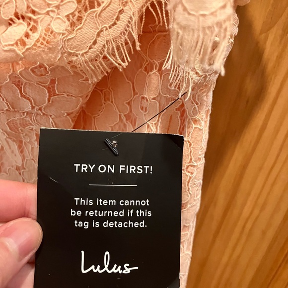 NWT Lulus Romantic Heart Blush Pink Lace Off-the-Shoulder Maxi Dress Sz Small - Picture 6 of 8